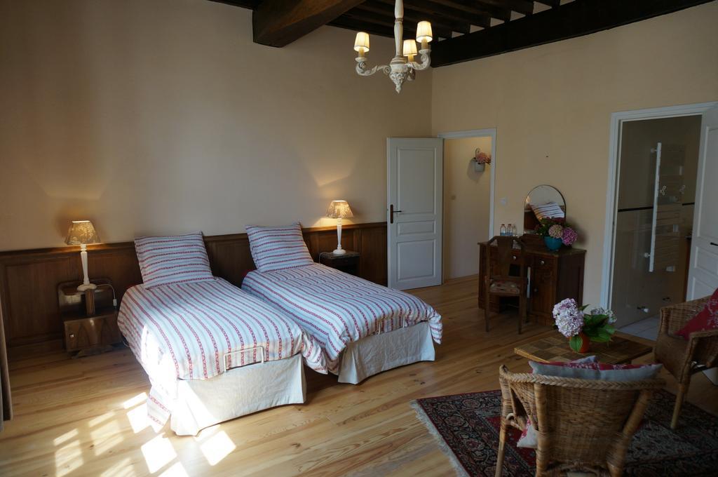 Montaut  Maison Arriu Bed & Breakfast 部屋 写真